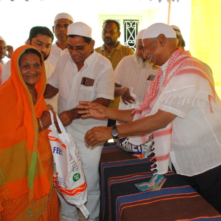 Volunteers Distributing Essential Items - Image 2